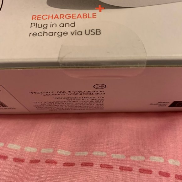 NEW Neck Massager with Heat - Picture 6 of 6